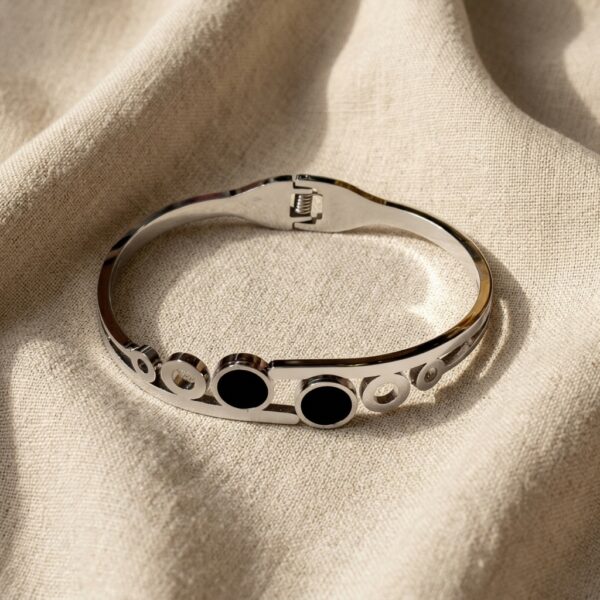 Orbit Geometric Split Bangle