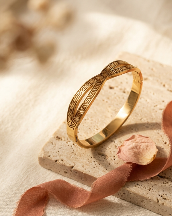 Sculpted Greca Wave Bangle