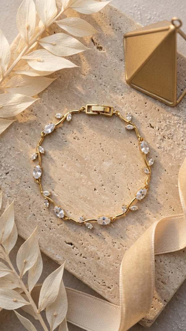 Tulip Bracelet Crystal White