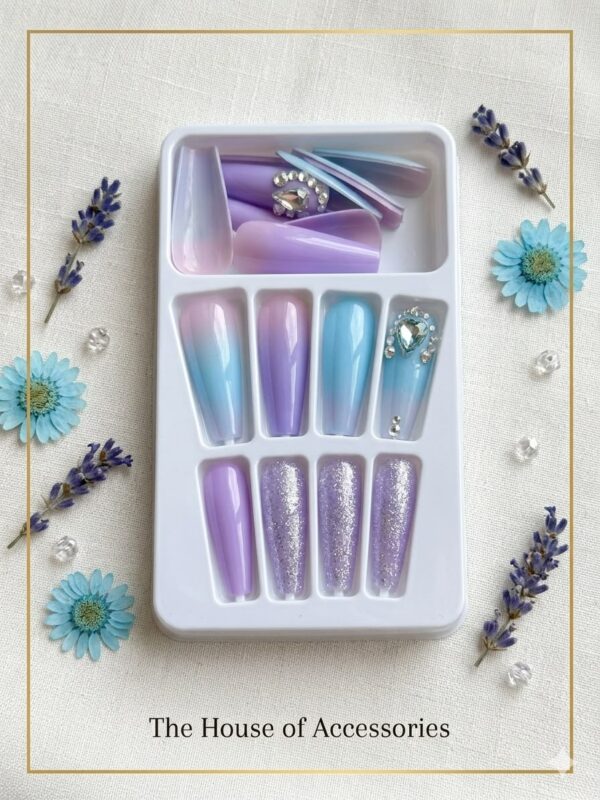 The Pastel Lavender & Crystal Heart Press-On Nail Set
