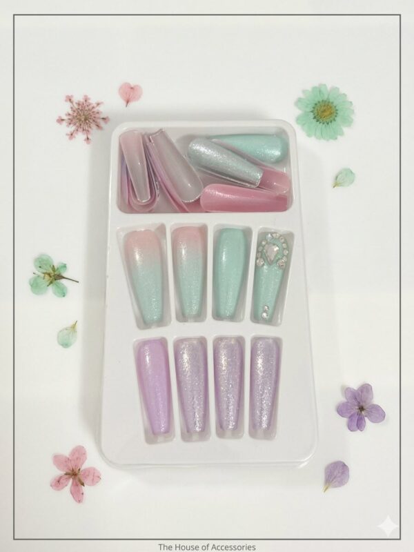 The Mint Lavender Fantasy Press-On Nail Set